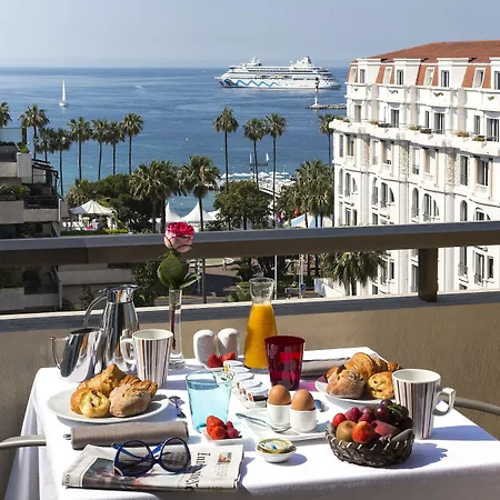 מלון Barriere Le Gray D'albion קאן