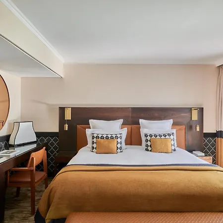 Barriere Le Gray D'albion Cannes