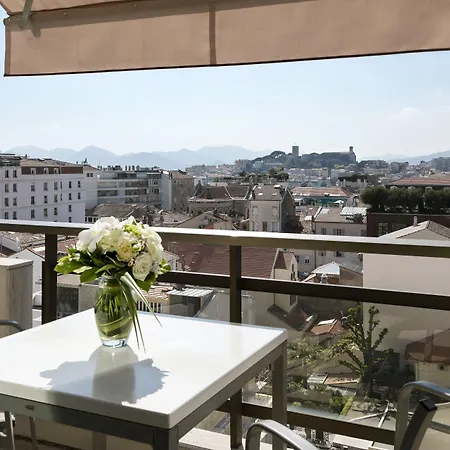 Barriere Le Gray D'albion Hotel Cannes