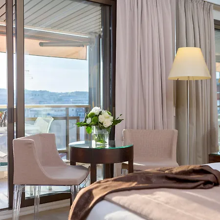 Hotel Barriere Le Gray D'albion 4*