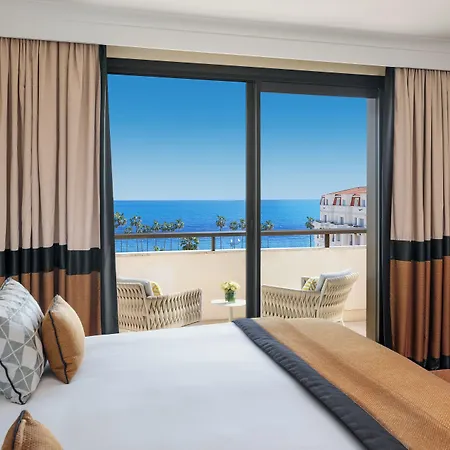 Barriere Le Gray D'albion Hotel Cannes