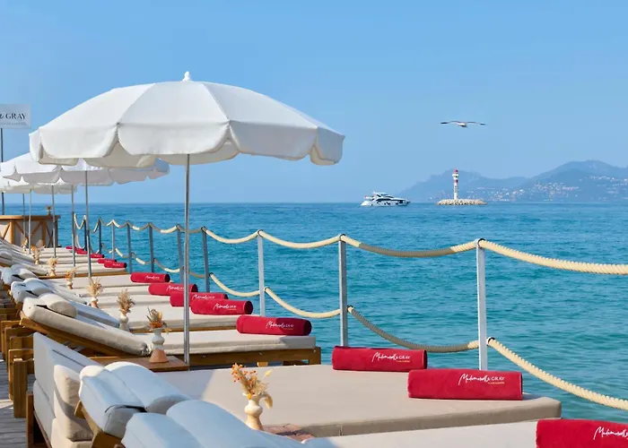 バリエール ル グレイ ダルビオン ホテル