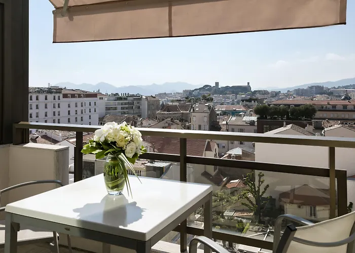 バリエール ル グレイ ダルビオン ホテル カンヌ