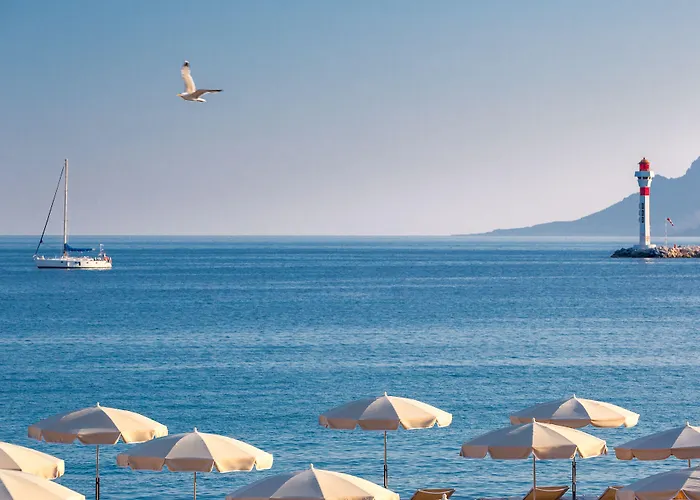 Hotel Barriere Le Gray D'albion Cannes