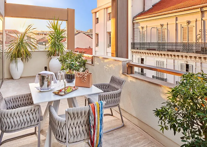 バリエール ル グレイ ダルビオン 4*