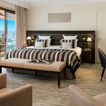 Barriere Le Gray D'albion Hotell 4*