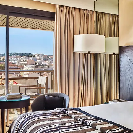 Hotel Barrière Le Gray D'albion 4*